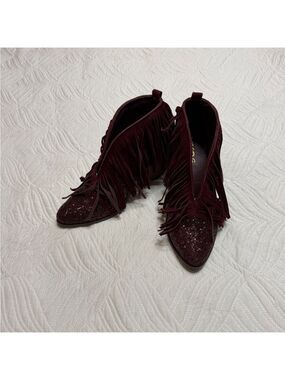 Wild G Women’s Maroon Glitter Fringe Ankle Boots. Size 9